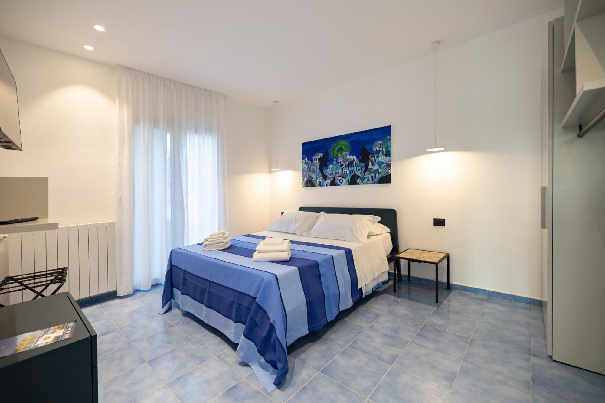 Aura Maris Beach Residence Mazzaforno 切法卢 外观 照片