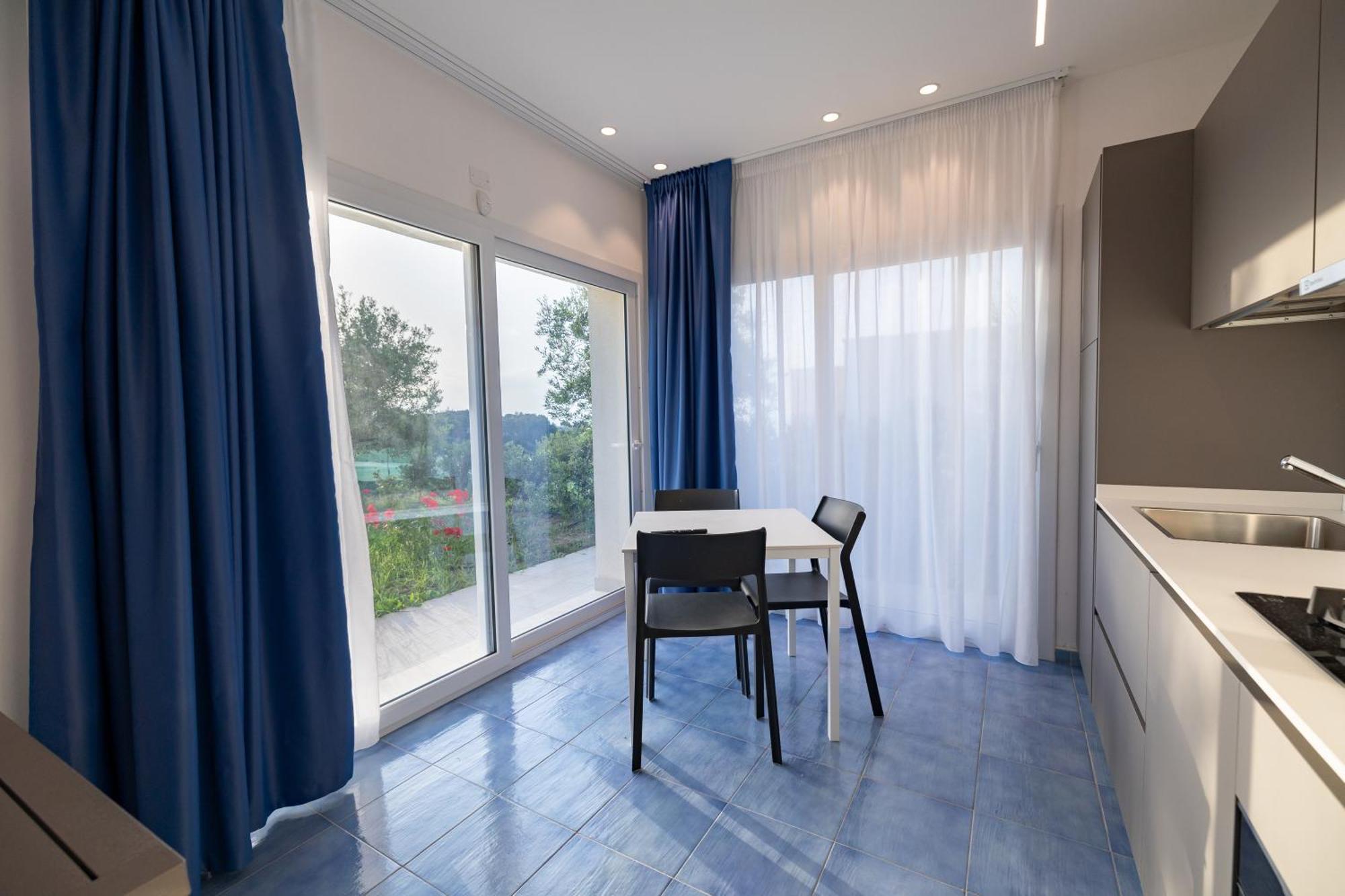 Aura Maris Beach Residence Mazzaforno 切法卢 外观 照片