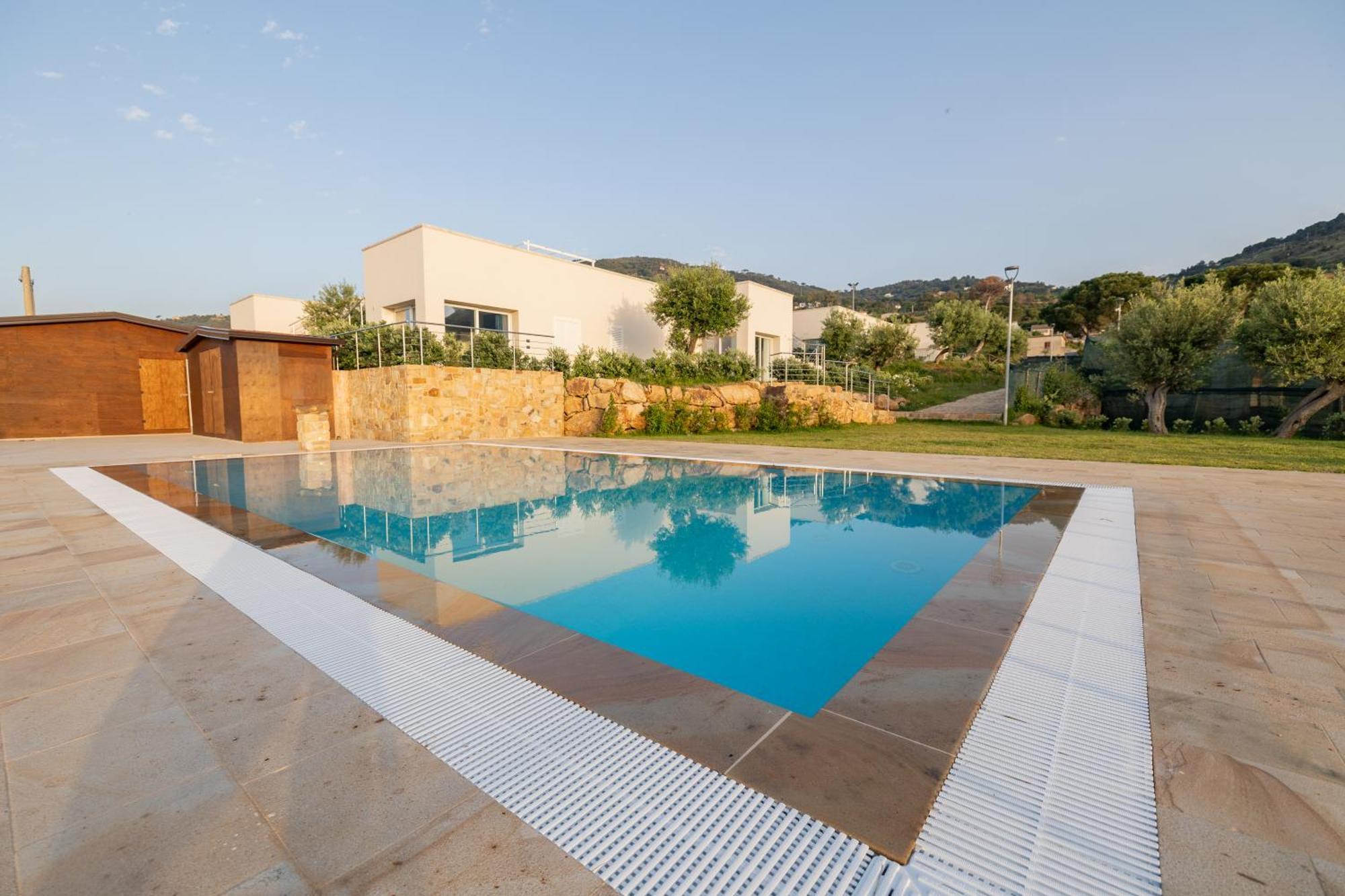 Aura Maris Beach Residence Mazzaforno 切法卢 外观 照片