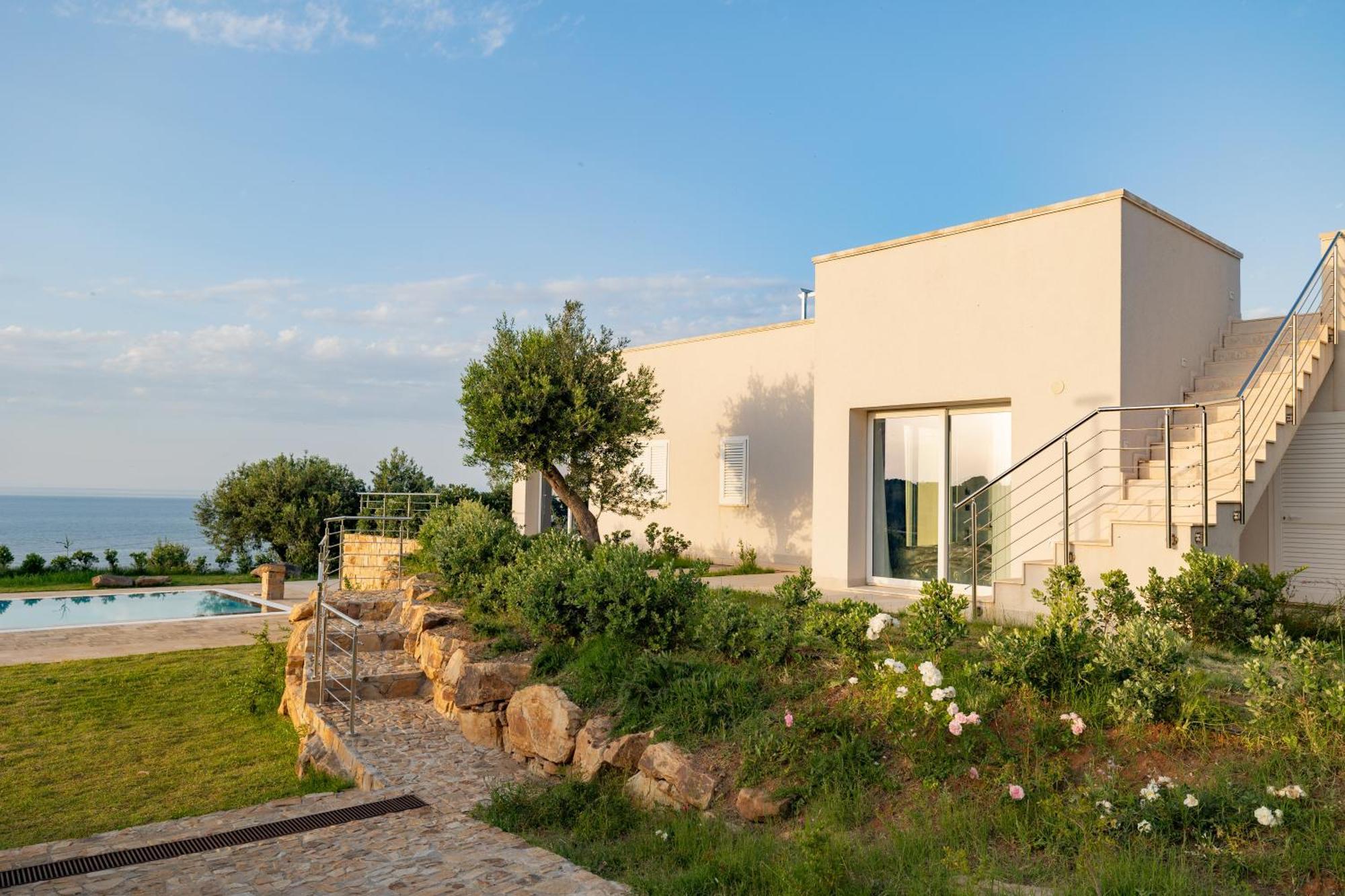 Aura Maris Beach Residence Mazzaforno 切法卢 外观 照片